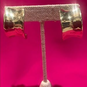 Clip on gold earrings